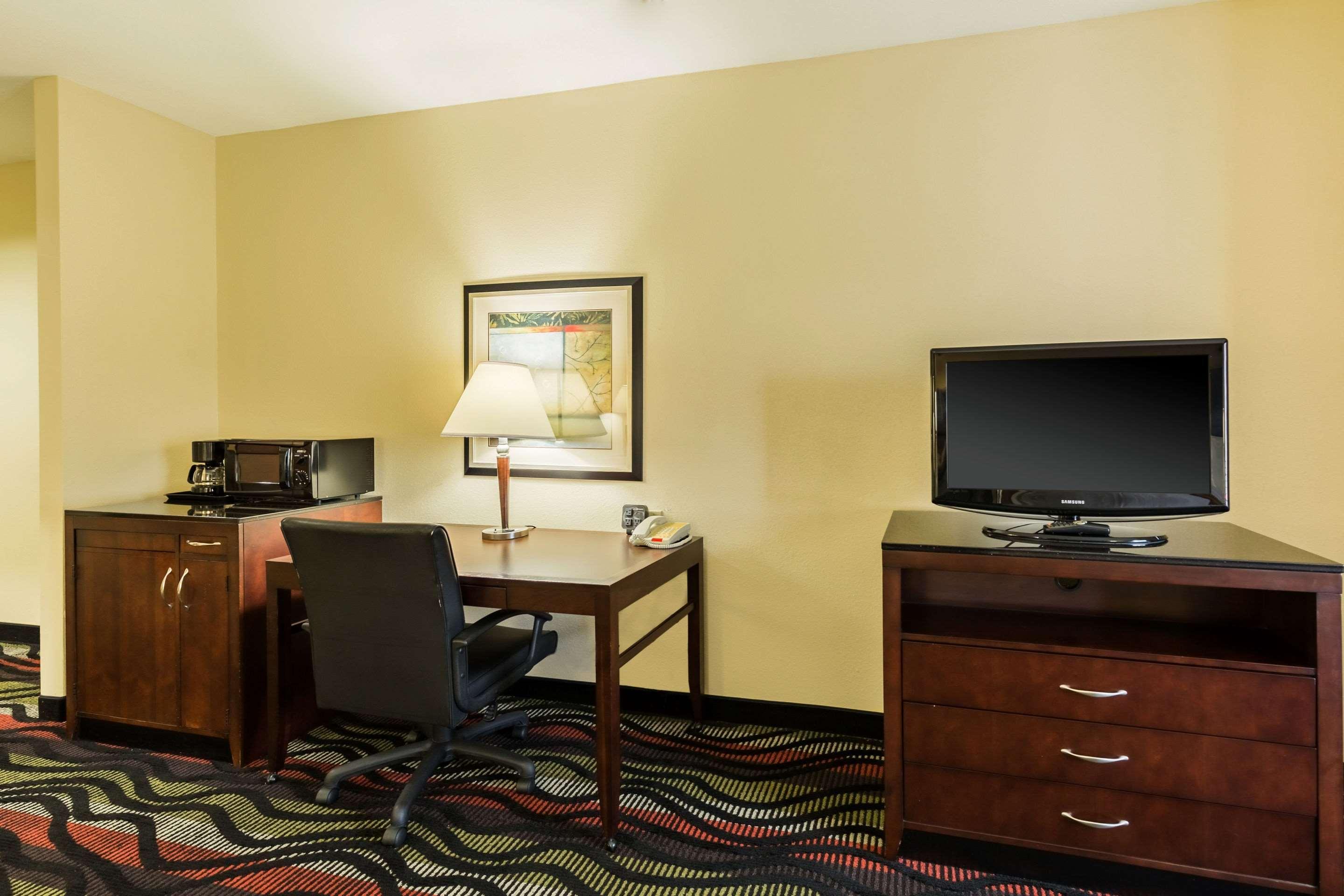 Comfort Suites Beaumont I-10 エクステリア 写真