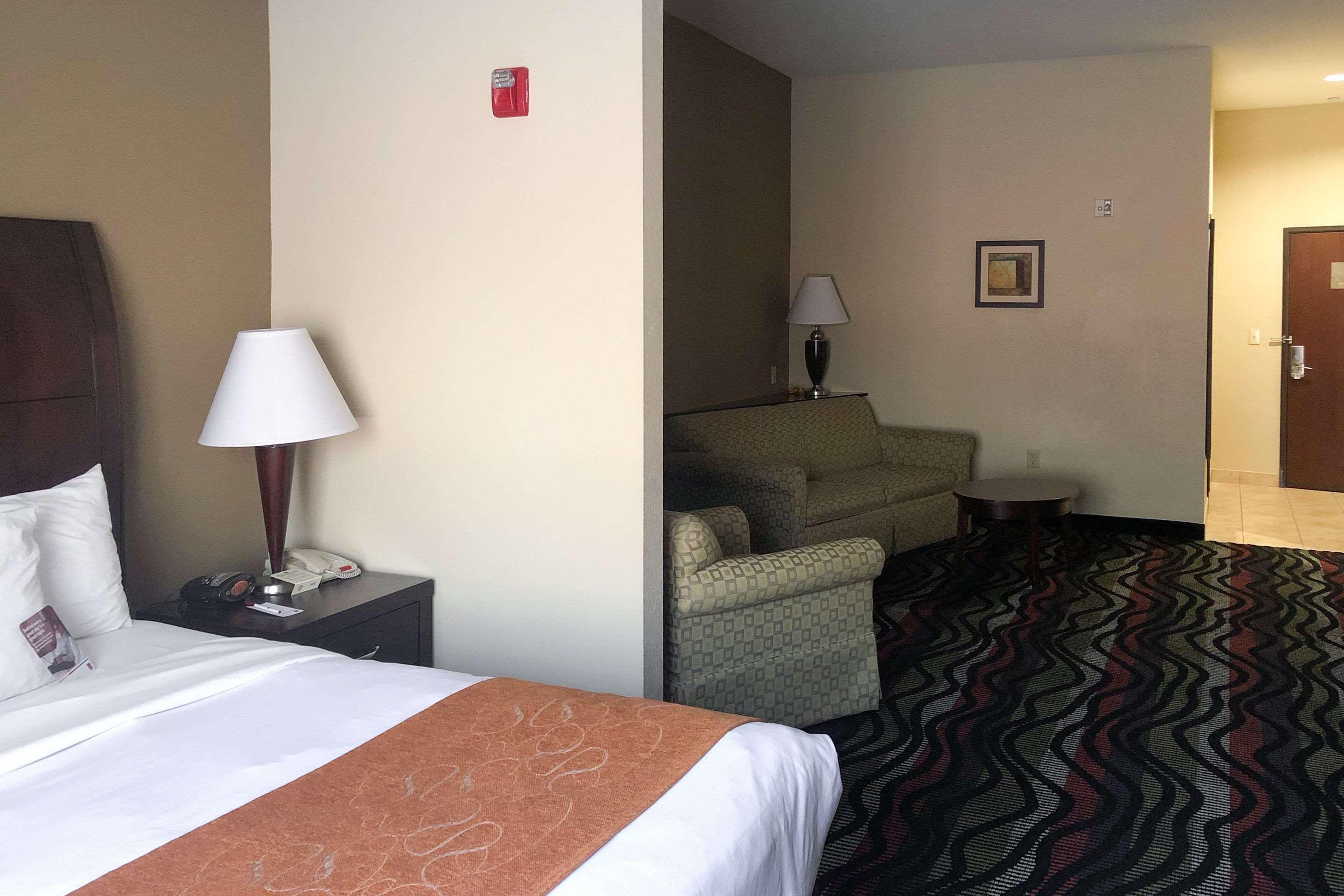 Comfort Suites Beaumont I-10 エクステリア 写真